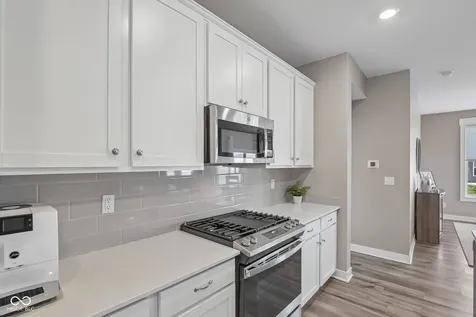 7378 Firestone Road Whitestown IN 46075