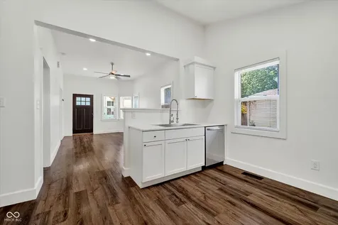 934 Olive Street Indianapolis IN 46203
