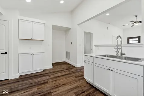 934 Olive Street Indianapolis IN 46203