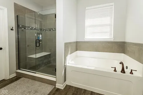 9239 Thames Drive Avon IN 46123