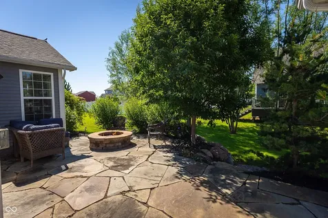 9239 Thames Drive Avon IN 46123