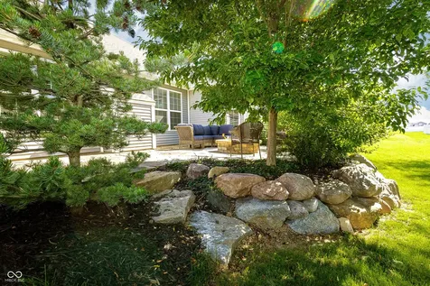 9239 Thames Drive Avon IN 46123