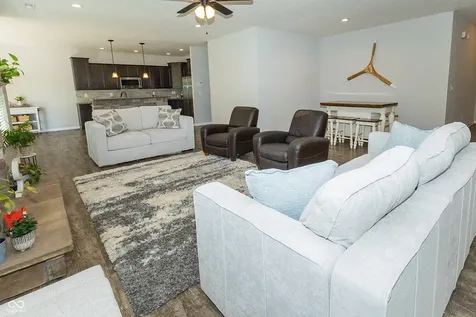 9239 Thames Drive Avon IN 46123