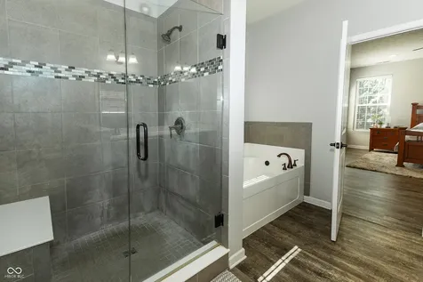 9239 Thames Drive Avon IN 46123