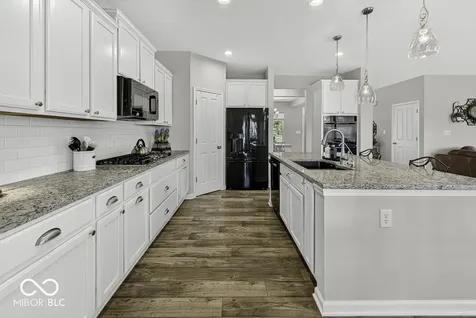 4201 Saddle Club Parkway Bargersville IN 46106