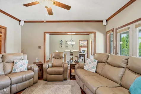 2045 Aspen Drive Avon IN 46123