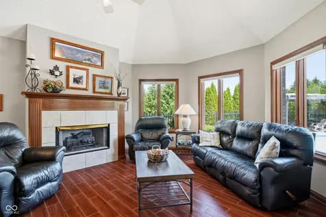 2045 Aspen Drive Avon IN 46123