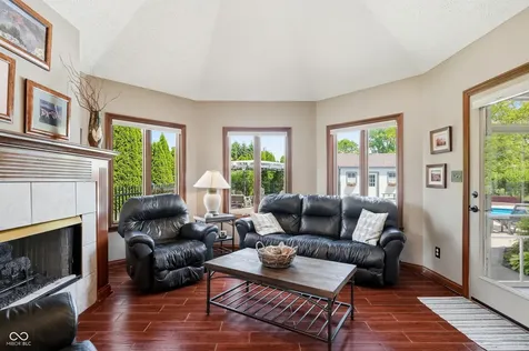 2045 Aspen Drive Avon IN 46123
