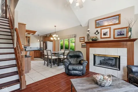 2045 Aspen Drive Avon IN 46123