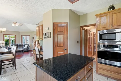 2045 Aspen Drive Avon IN 46123