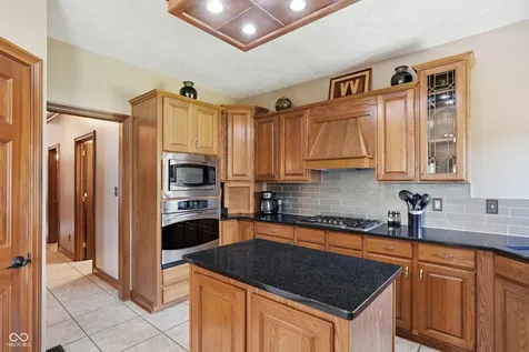 2045 Aspen Drive Avon IN 46123