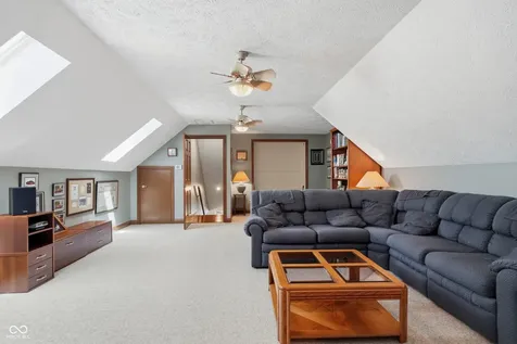2045 Aspen Drive Avon IN 46123