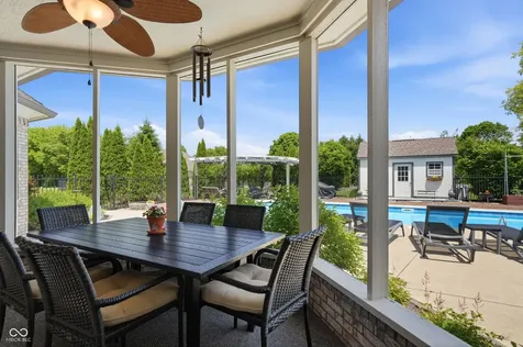 2045 Aspen Drive Avon IN 46123