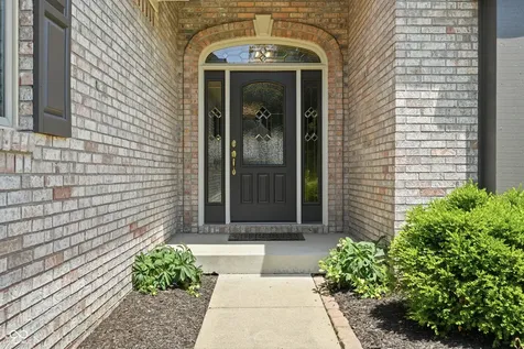 2045 Aspen Drive Avon IN 46123