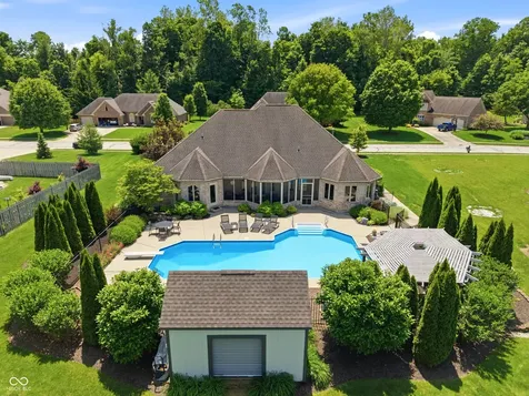2045 Aspen Drive Avon IN 46123
