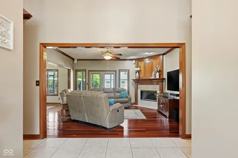 2045 Aspen Drive Avon IN 46123