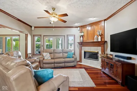 2045 Aspen Drive Avon IN 46123