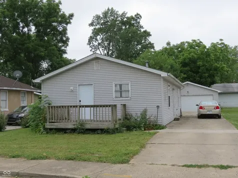 470 N Pine Street Morgantown IN 46160