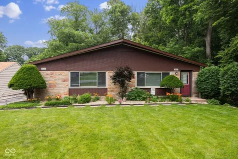407-409 N Wayne Street Danville IN 46122