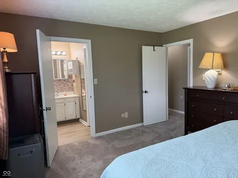 7007 W Meadows Lane Greenfield IN 46140