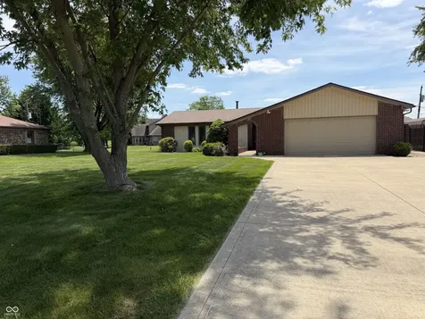 7007 W Meadows Lane Greenfield IN 46140