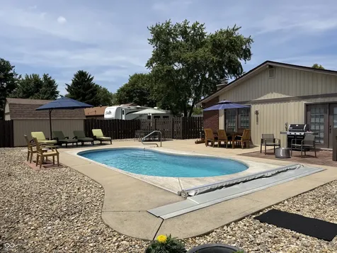 7007 W Meadows Lane Greenfield IN 46140
