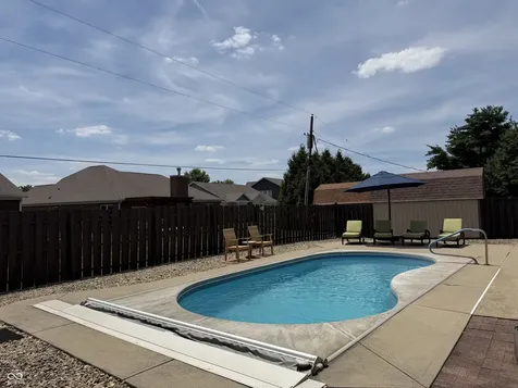 7007 W Meadows Lane Greenfield IN 46140