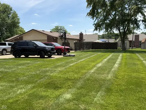 7007 W Meadows Lane Greenfield IN 46140