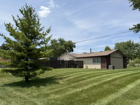 7007 W Meadows Lane Greenfield IN 46140