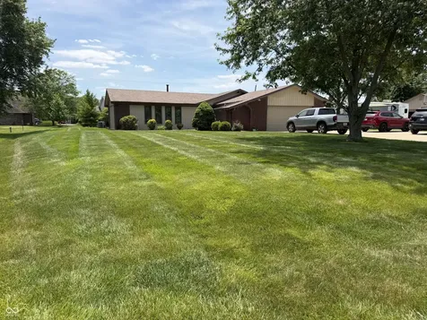 7007 W Meadows Lane Greenfield IN 46140