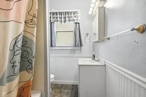 1022 N Grand Avenue Connersville IN 47331