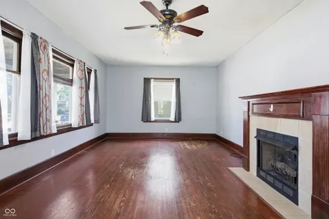 1022 N Grand Avenue Connersville IN 47331