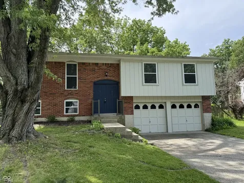 7717 Cambridge Drive Fishers IN 46038