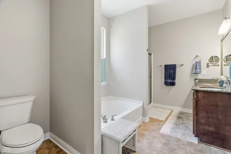 18659 Wychwood Place Noblesville IN 46062