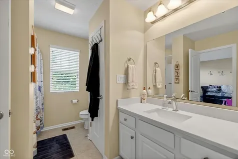 13486 E 131st Street Fishers IN 46037