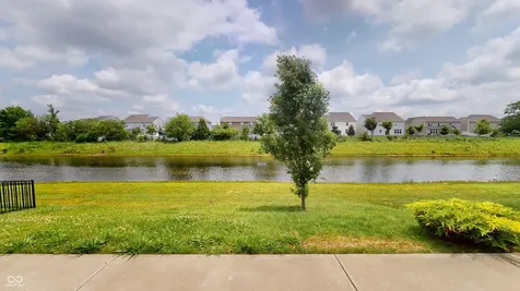 5321 Tanglewood Lane Whitestown IN 46075