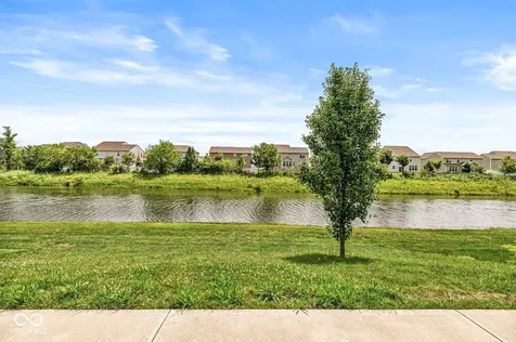 5321 Tanglewood Lane Whitestown IN 46075