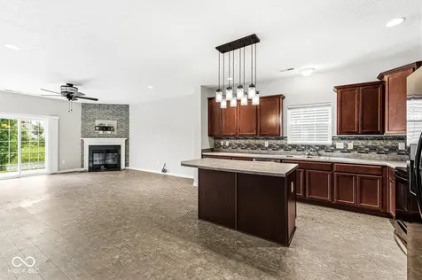 5321 Tanglewood Lane Whitestown IN 46075