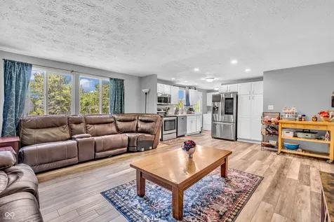 114 Pilgrim Court Greenwood IN 46142