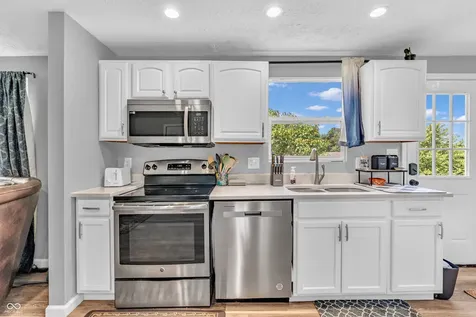 114 Pilgrim Court Greenwood IN 46142