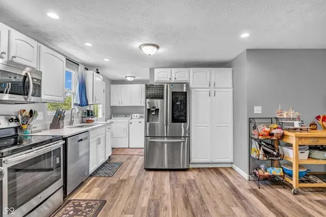 114 Pilgrim Court Greenwood IN 46142