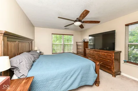 5037 Birmingham Drive Indianapolis IN 46235