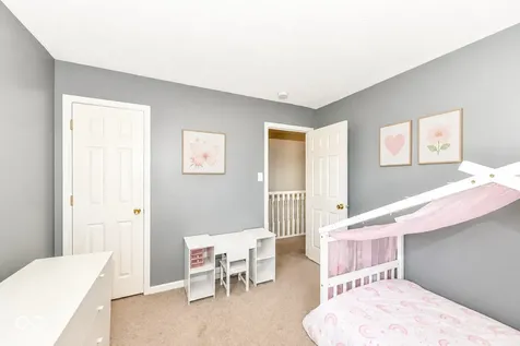 5037 Birmingham Drive Indianapolis IN 46235