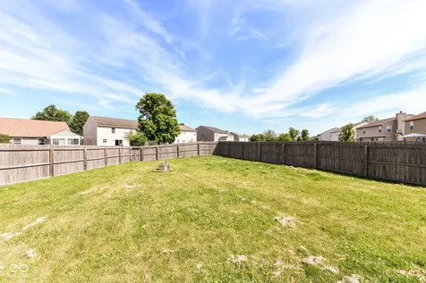 5037 Birmingham Drive Indianapolis IN 46235
