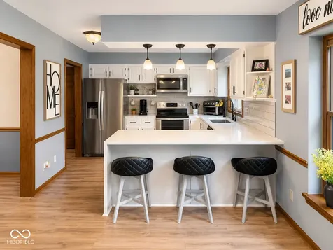 1562 Williamsburg Court Franklin IN 46131