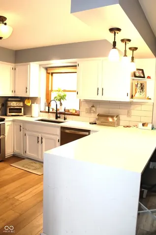 1562 Williamsburg Court Franklin IN 46131