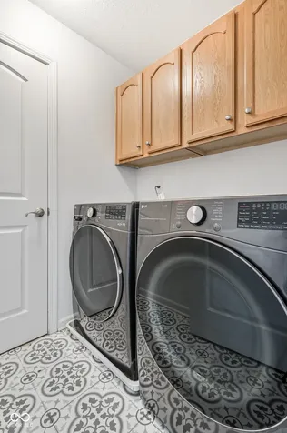8189 Admirals Landing Place Indianapolis IN 46236