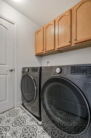 8189 Admirals Landing Place Indianapolis IN 46236