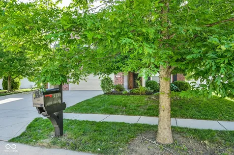 8189 Admirals Landing Place Indianapolis IN 46236