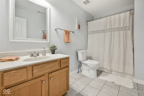 8189 Admirals Landing Place Indianapolis IN 46236